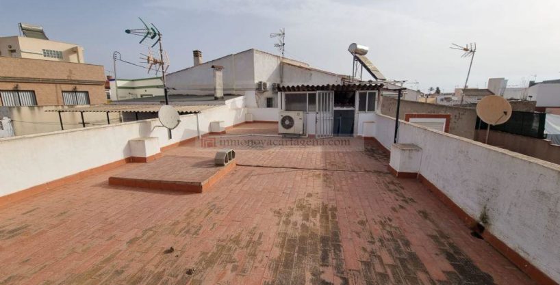 Venta de Planta Baja en LOS DOLORES