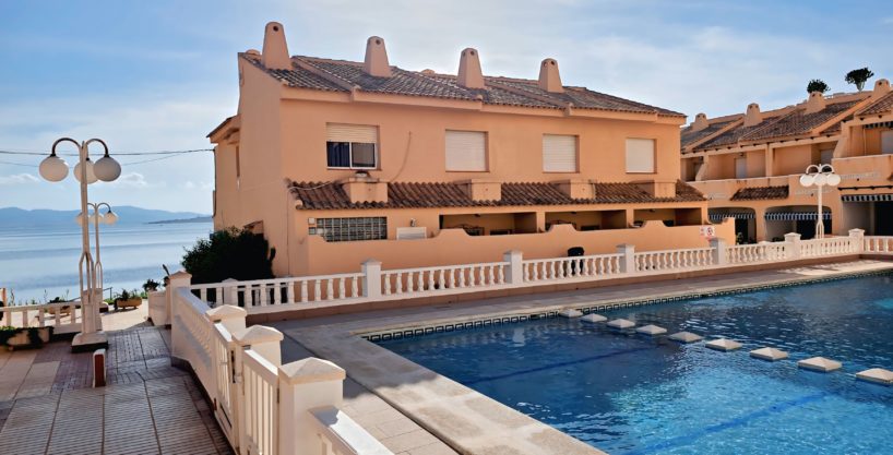Dúplex en venta en La Manga del Mar Menor | Primera línea de playa con vistas espectaculares