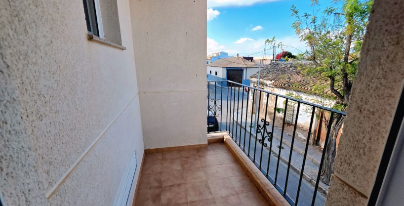 Dúplex en Venta en Pozo Estrecho con Sótano, Patio y 4 Dormitorios