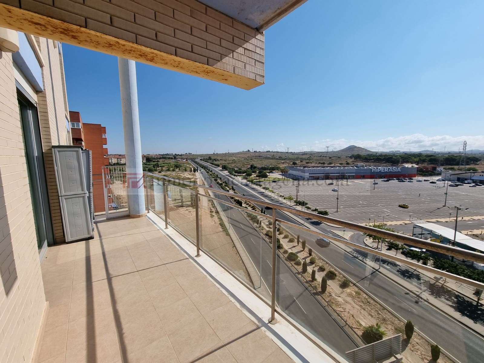 ALQUILER PISO MANDARRACHE